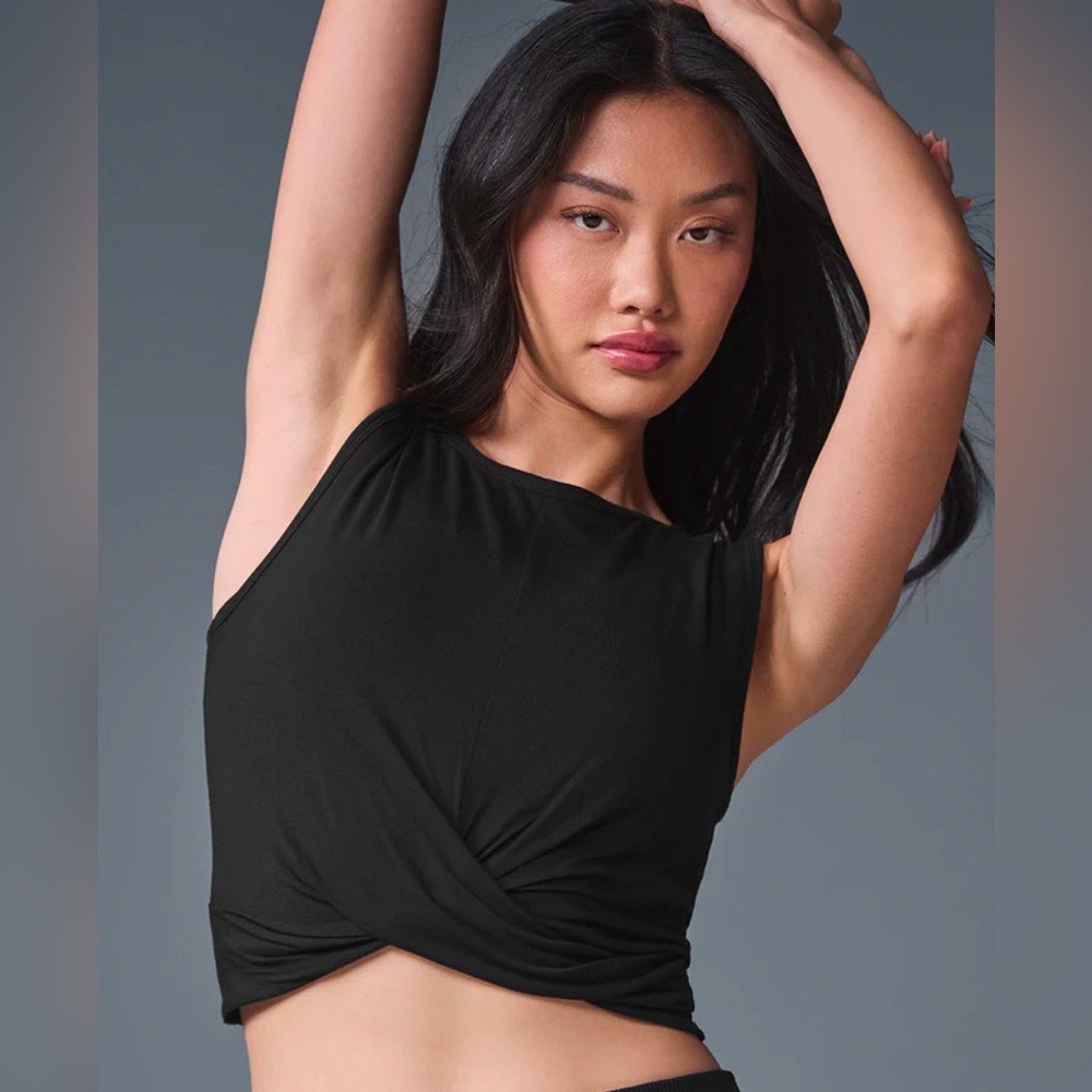 Black Alo Yoga Cover Crop Tank